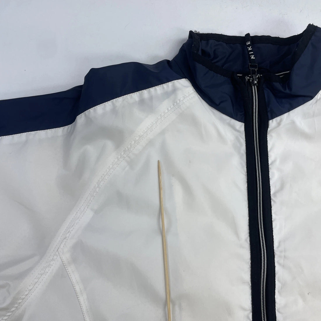 Vintage Nike Windbreaker Light Jacket Size XL White Spell Out