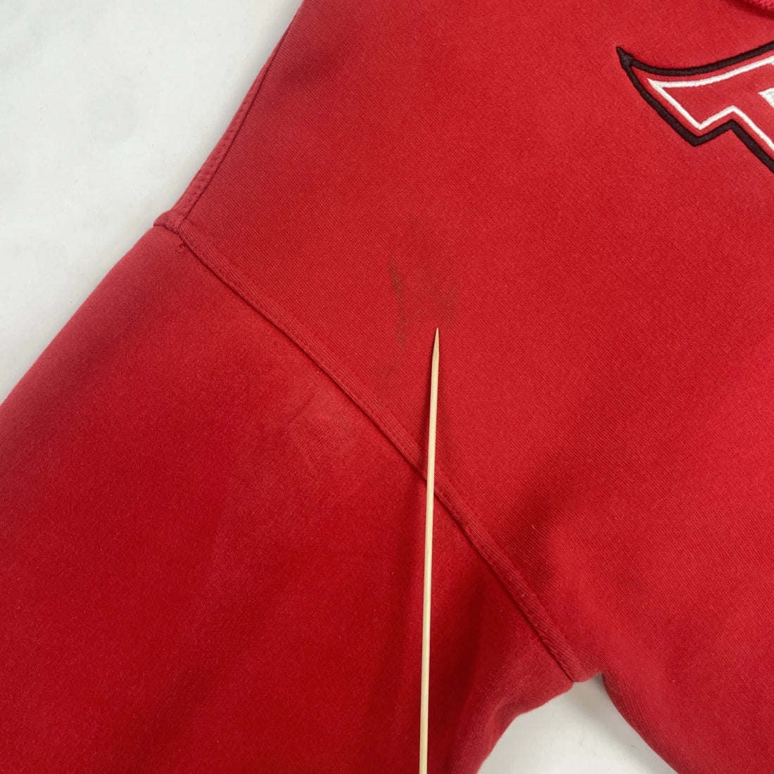Vintage Tapout Sweatshirt Hoodie Size XL Red