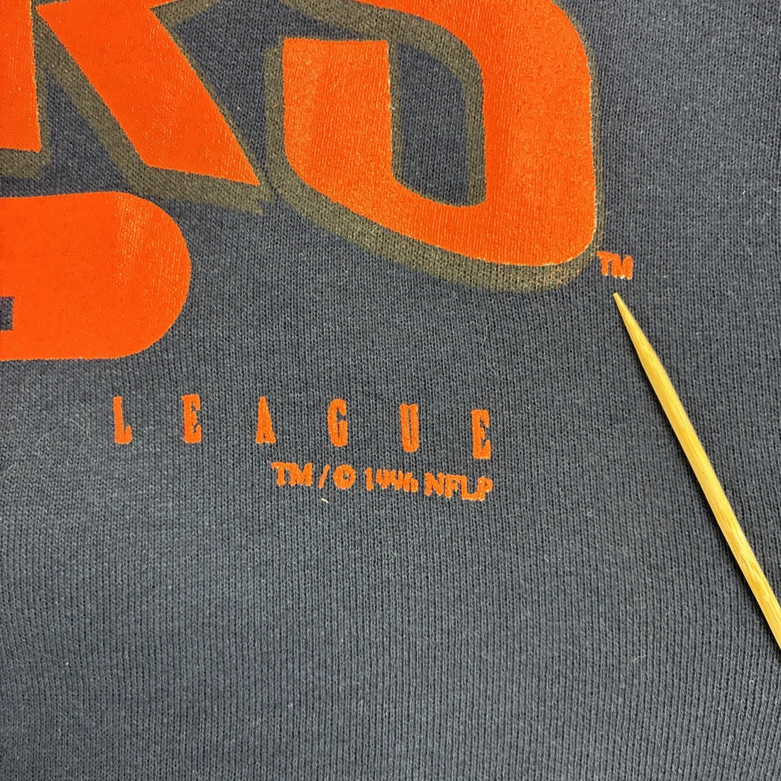 Vintage Chicago Bears Chalk Line Sweatshirt Hoodie Size Medium 90s NFL NWT