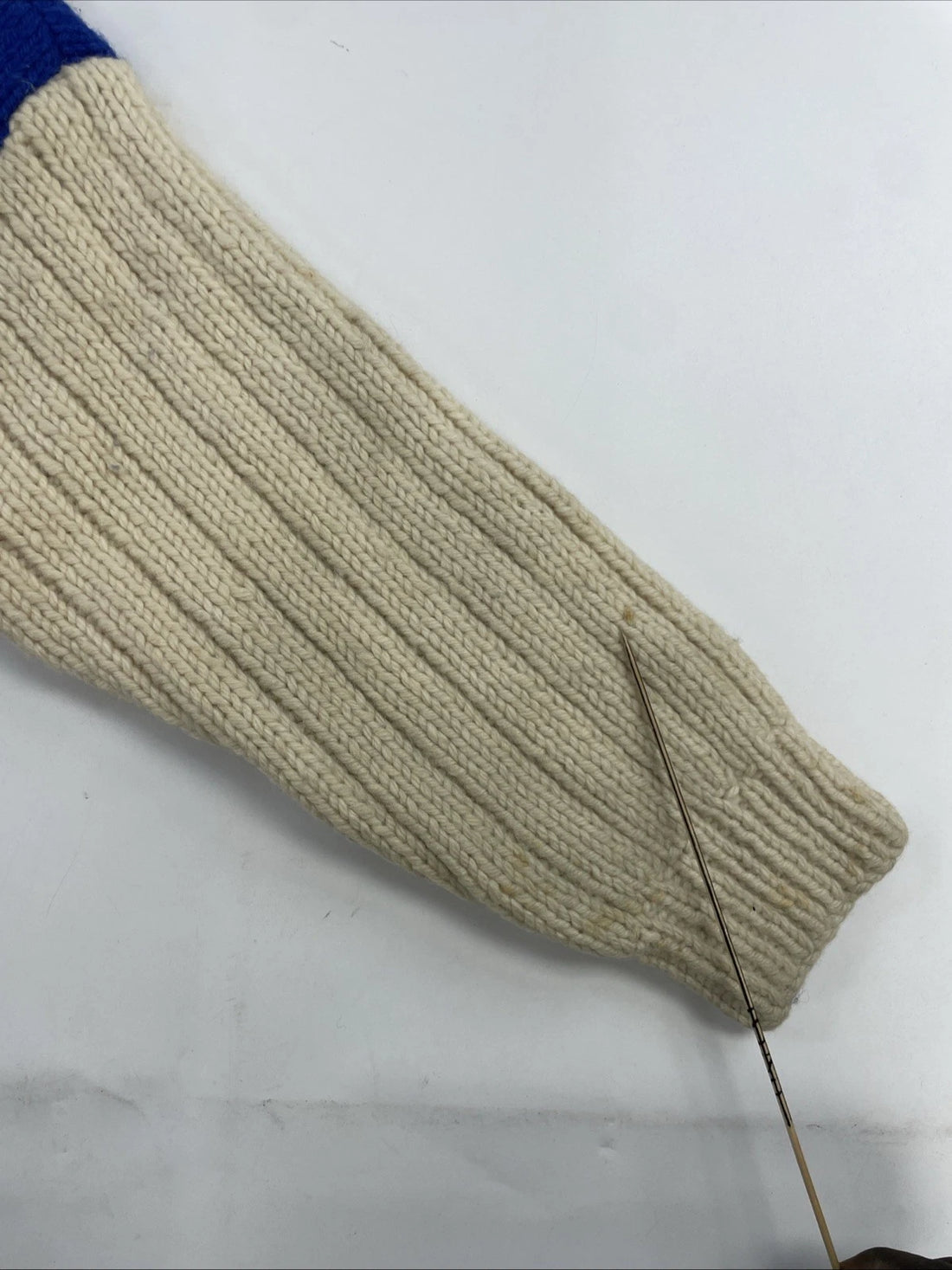 Vintage Quebec Fleur De Lis Wool Knit Sweater Size Large