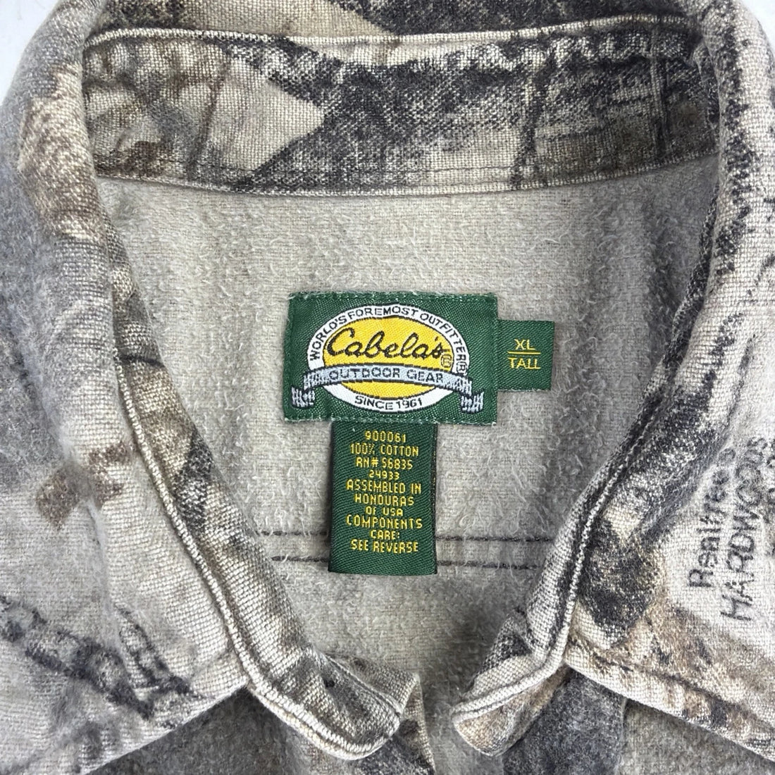 Vintage Cabela's Realtree Hardwoods Camo Button Up Shirt Size XL Tall