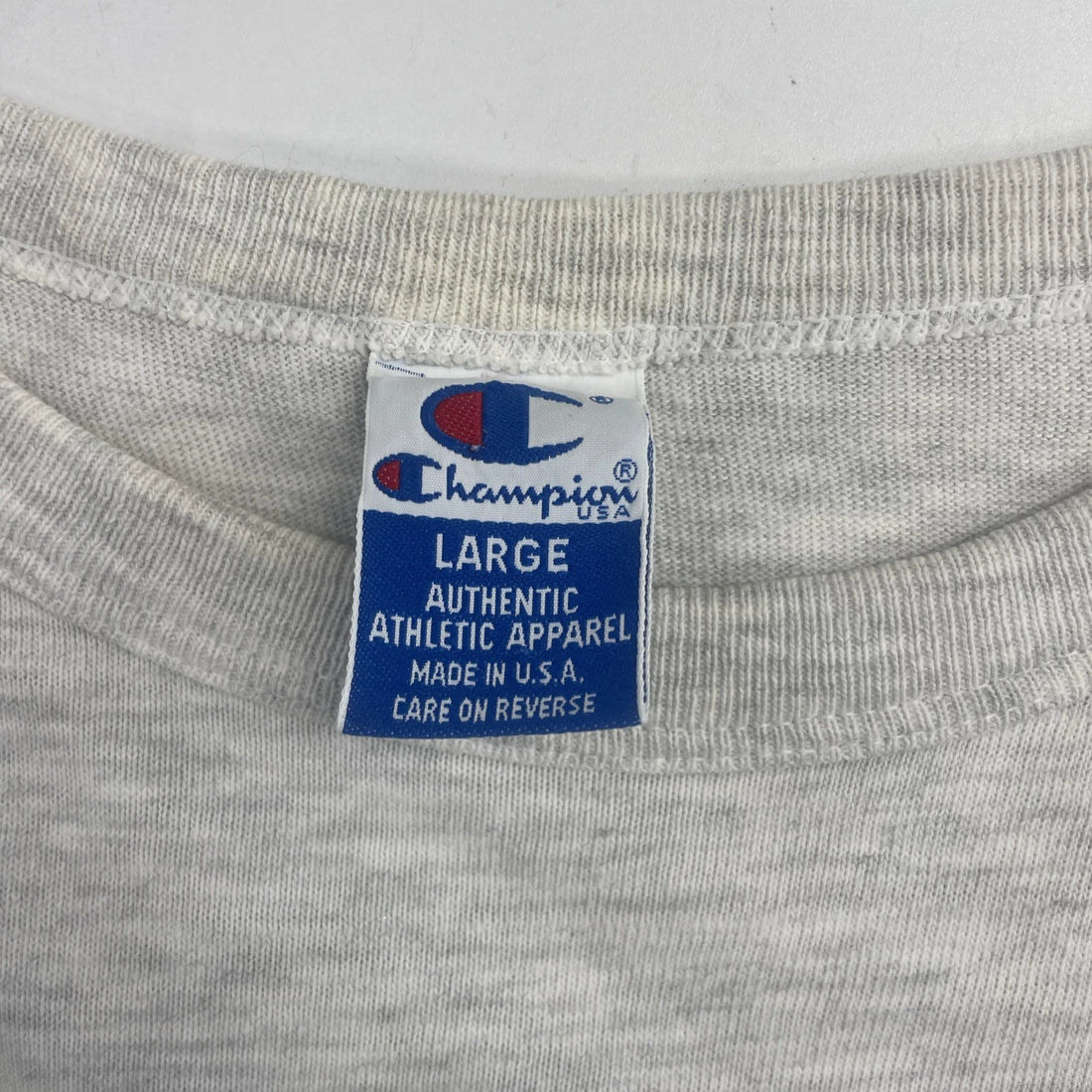Vintage Cleveland Cavaliers Champion T-Shirt Size Large 90s NBA