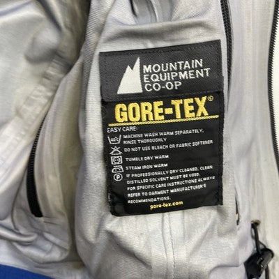 Mountain Equipment Co-Op Light Jacket Size Large Blue