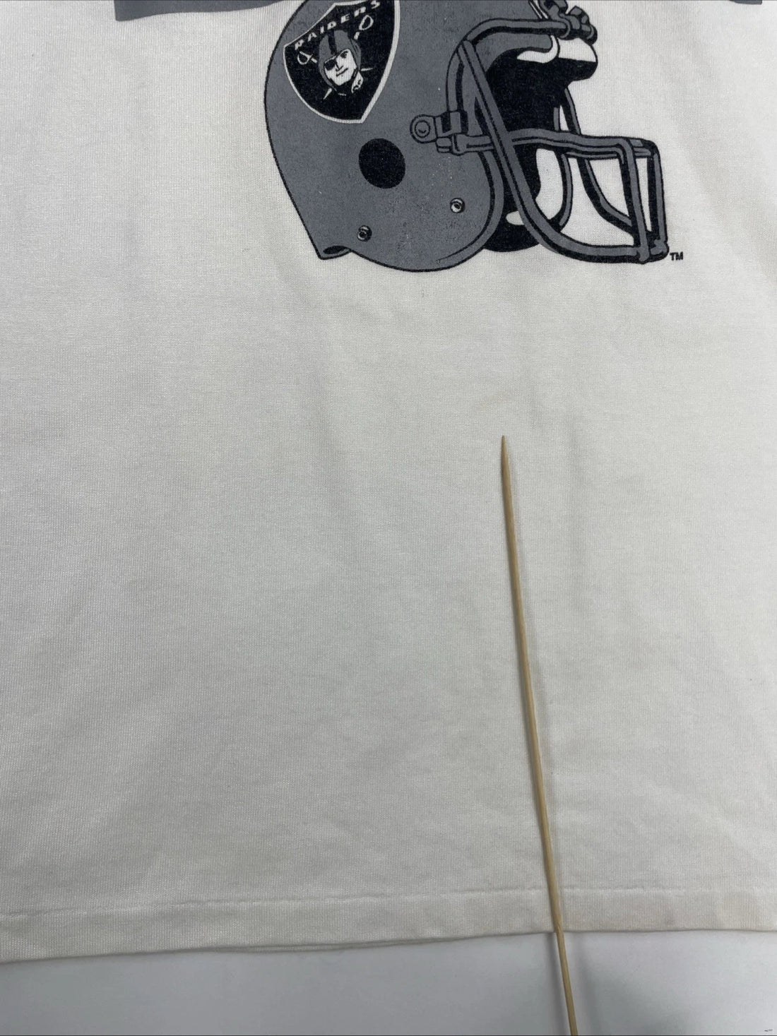 Vintage Los Angeles Raiders V-Neck T-Shirt Jersey Size Large 90s NFL