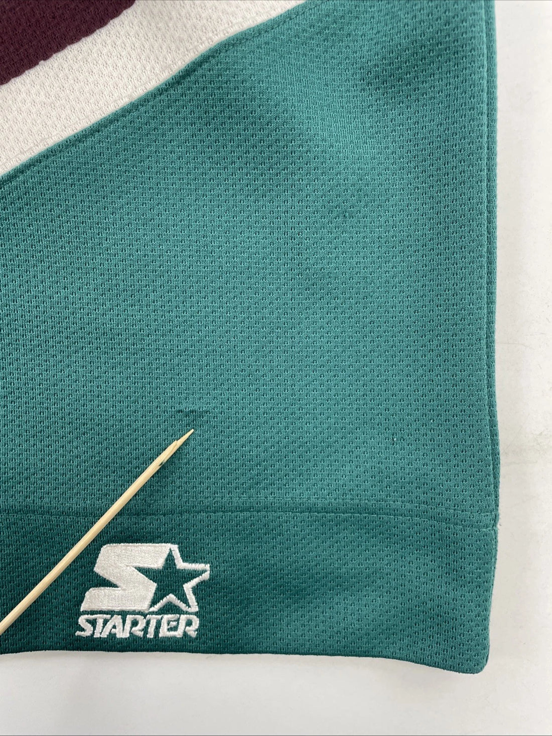 Vintage Anaheim Mighty Ducks Starter Jersey Youth Size Large/XL NHL