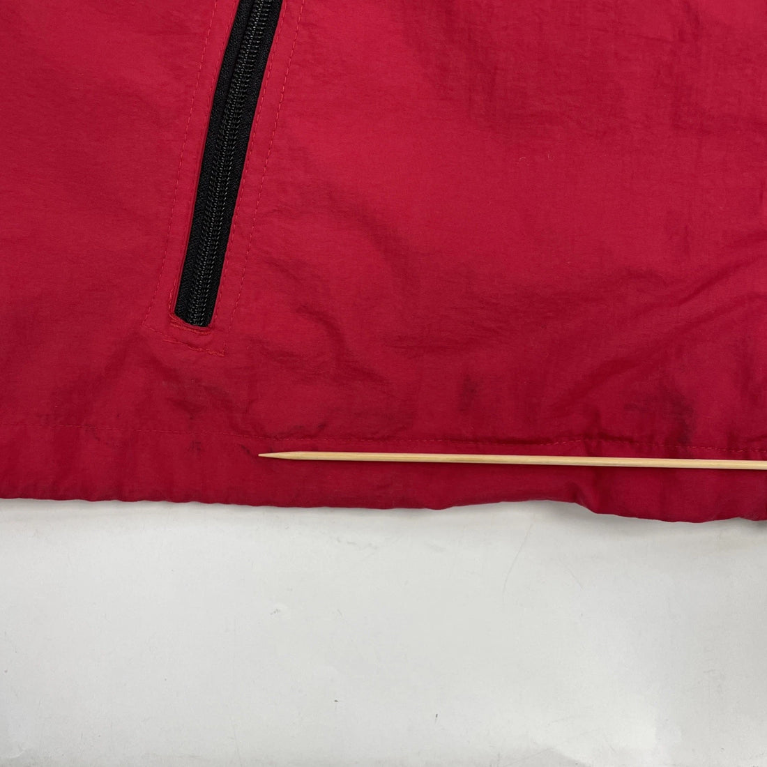 Vintage Tommy Hilfiger Windbreaker Light Jacket Size XL Red