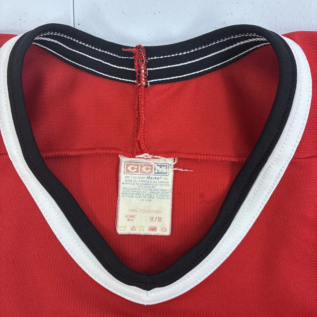 Vintage Chicago Blackhawks CCM Jersey Size Medium 90s NHL