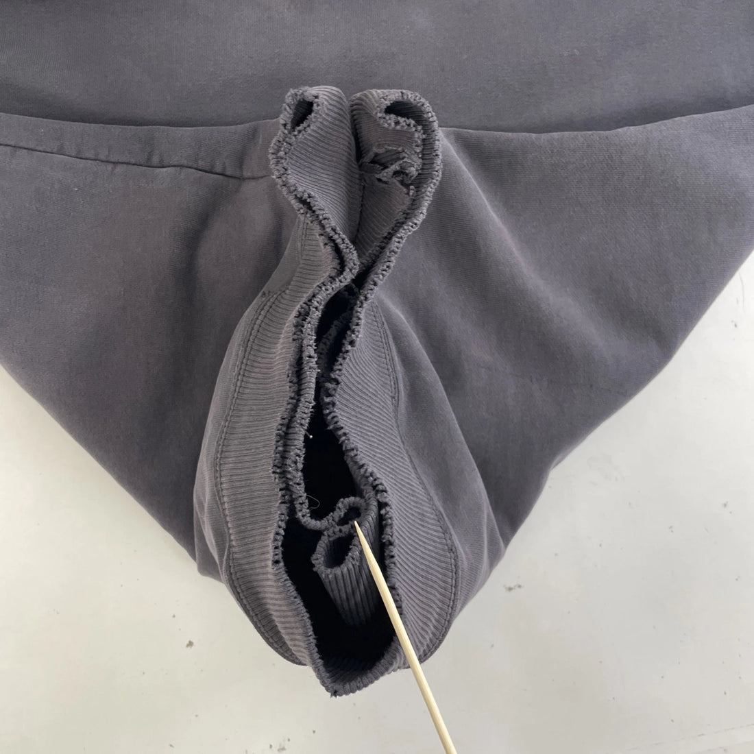 Carhartt Sweatshirt Hoodie Size XL Black Distressed