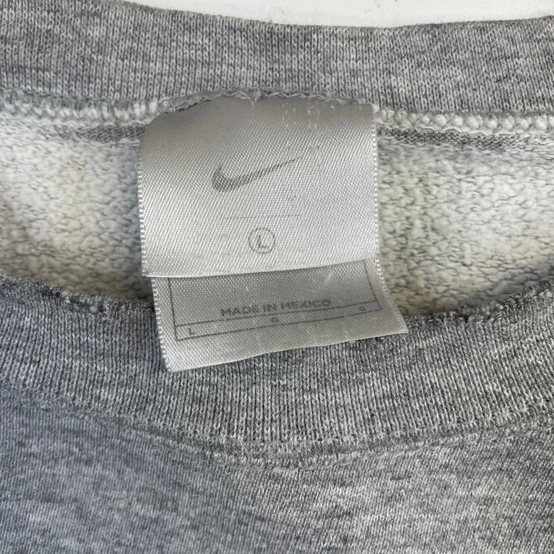 Vintage Nike Crewneck Sweatshirt Size Large Gray Embroidered Swoosh