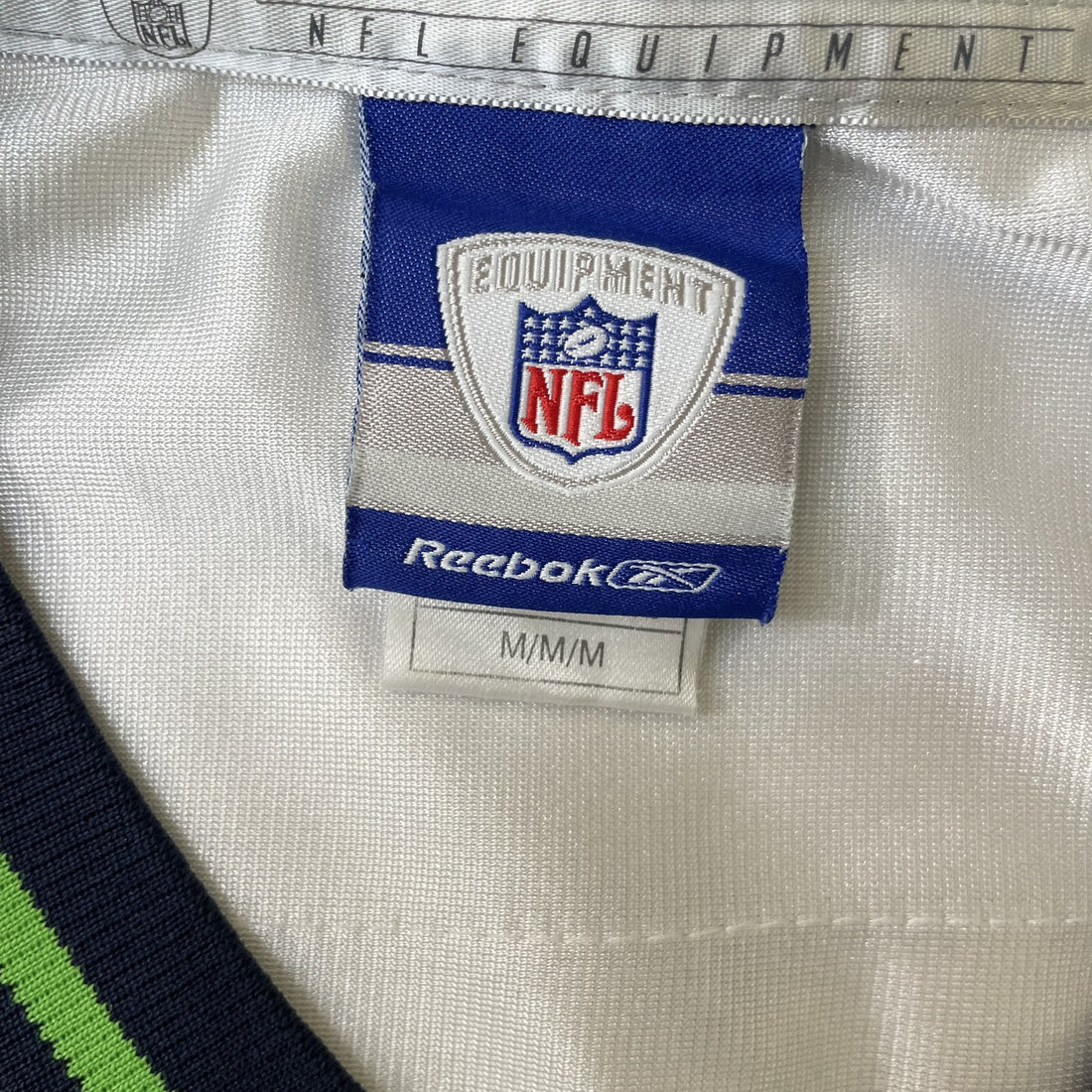 Vintage Seattle Seahawks Shaun Alexander Reebok Jersey Size Medium NFL