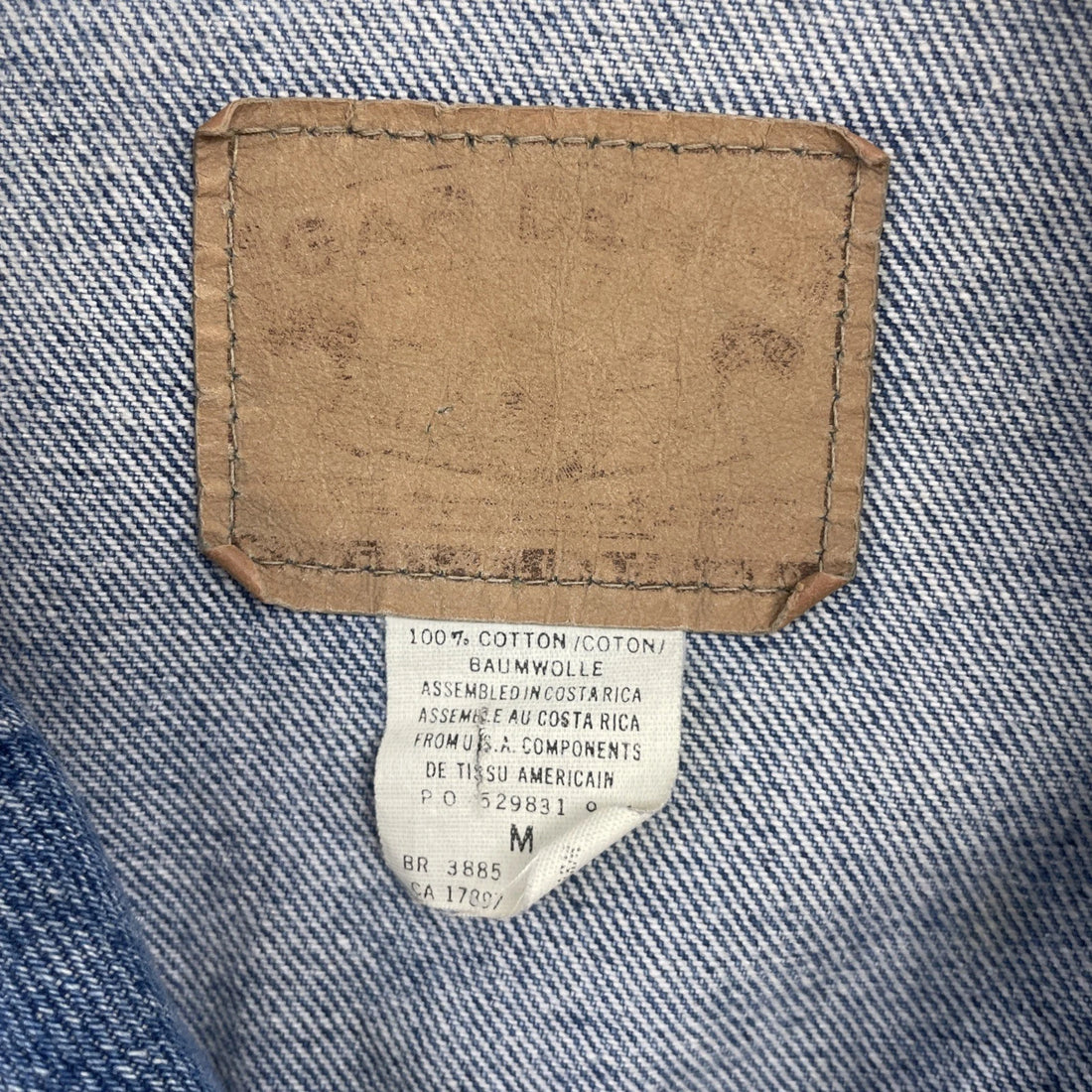 Vintage Gap Denim Trucker Jacket Size Medium Blue