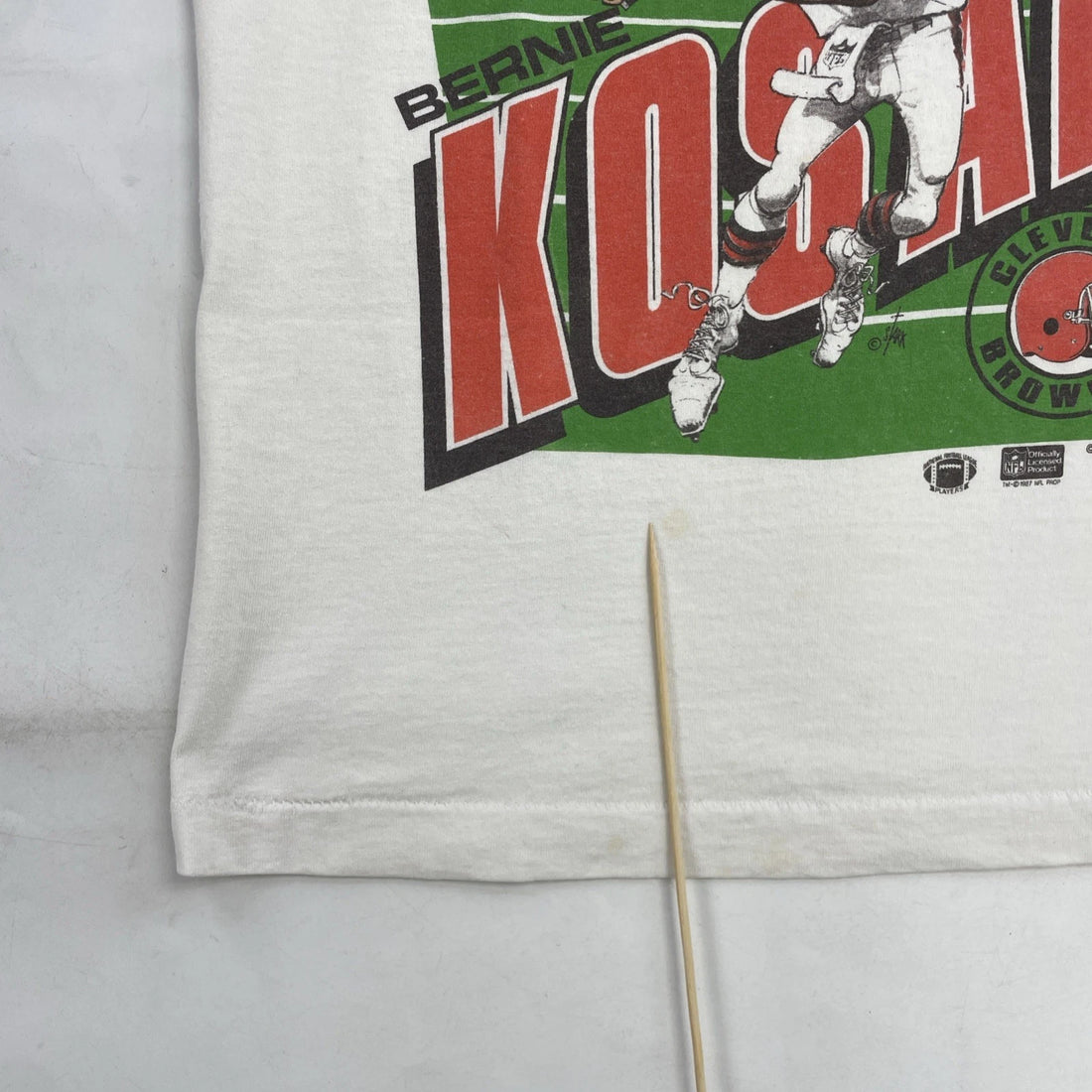 Vintage Cleveland Browns Bernie Kosar Caricature T-Shirt Size Small 1987 80s NFL