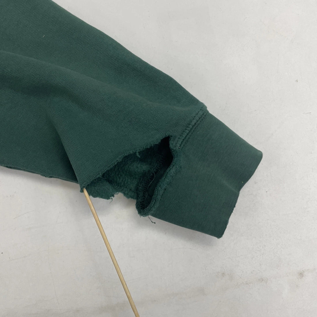 Hawaii Rainbow Warriors Sweatshirt Hoodie Size Large NCAA