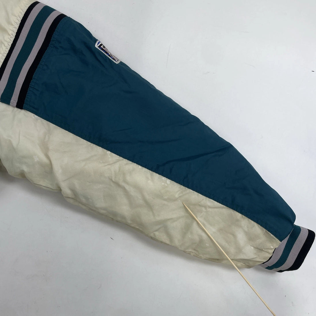 Vintage Philadelphia Eagles Pro Player Puffer Jacket Size Large 90s NFL