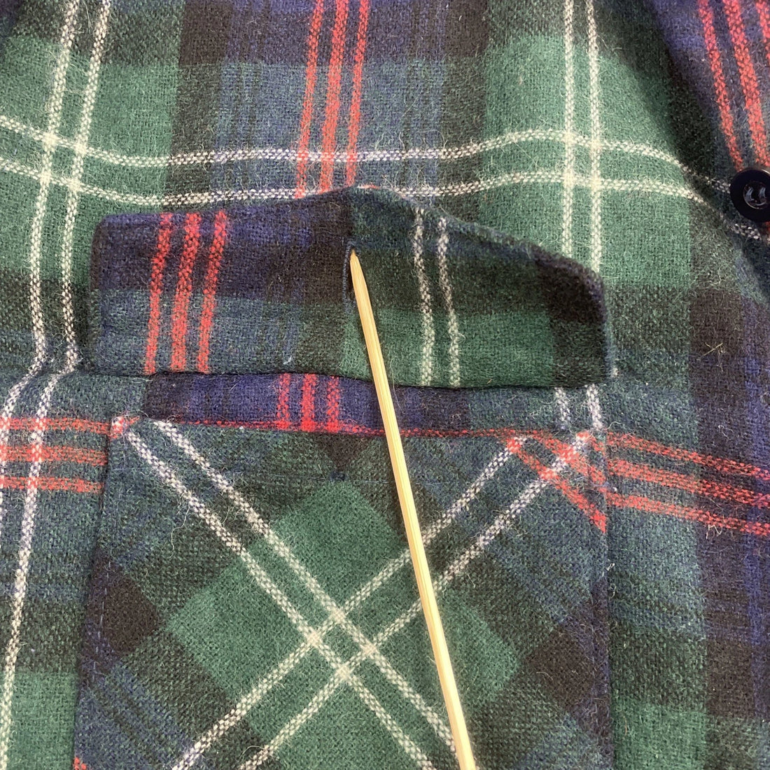 Vintage Woodward & Lothrop Wool Button Up Shirt Size Large Plaid