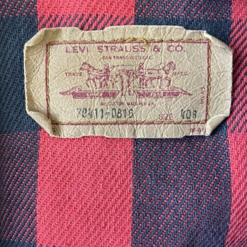 Vintage Levi Strauss & Co Denim Jacket Size 40R 70411 0816 Buffalo Plaid Lined