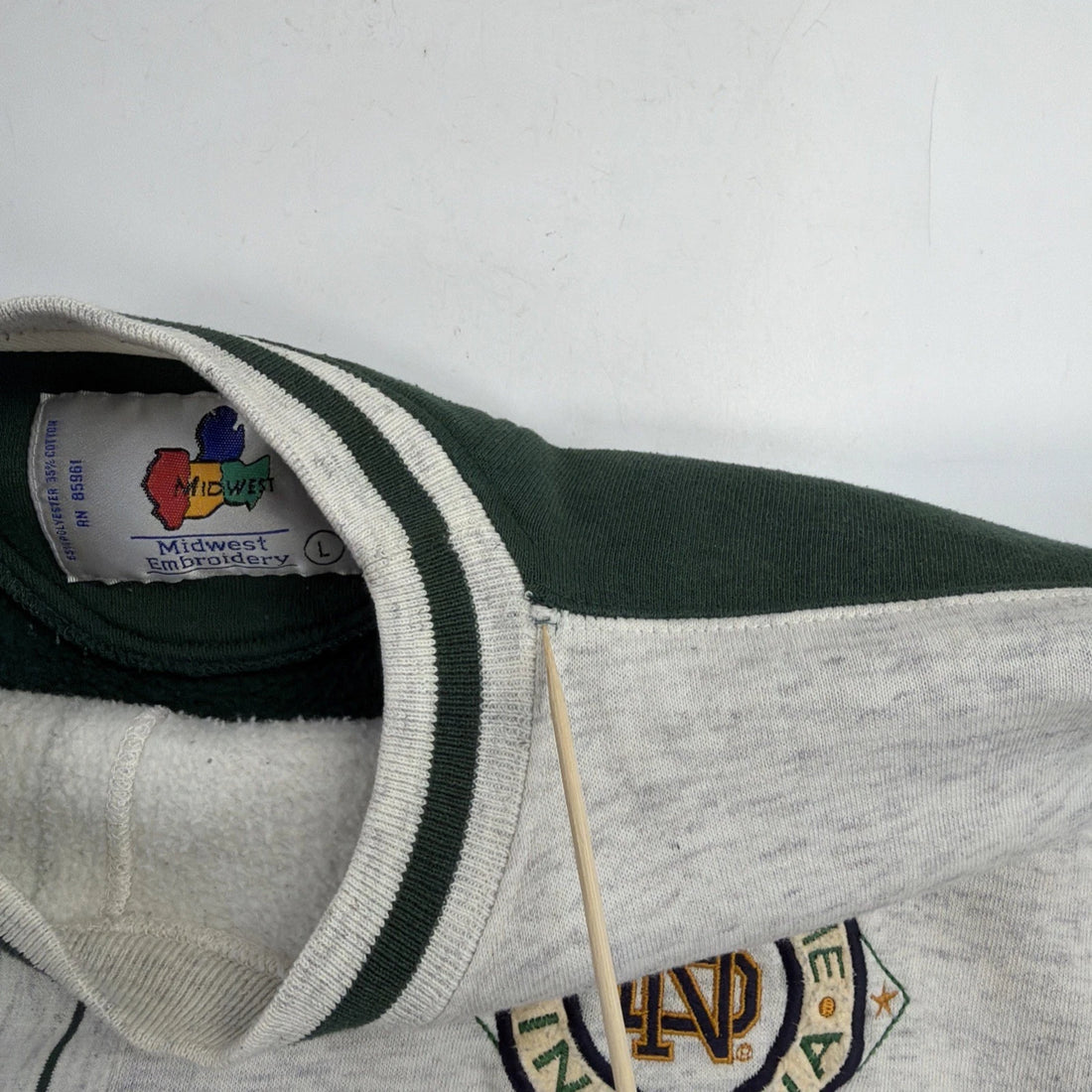 Vintage Notre Dame Fighting Irish Crewneck Sweatshirt Size Large NCAA