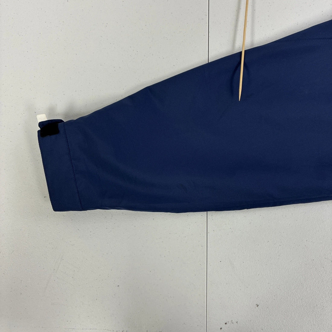 Toronto Maple Leafs Reebok Windbreaker Light Jacket Size Large NHL