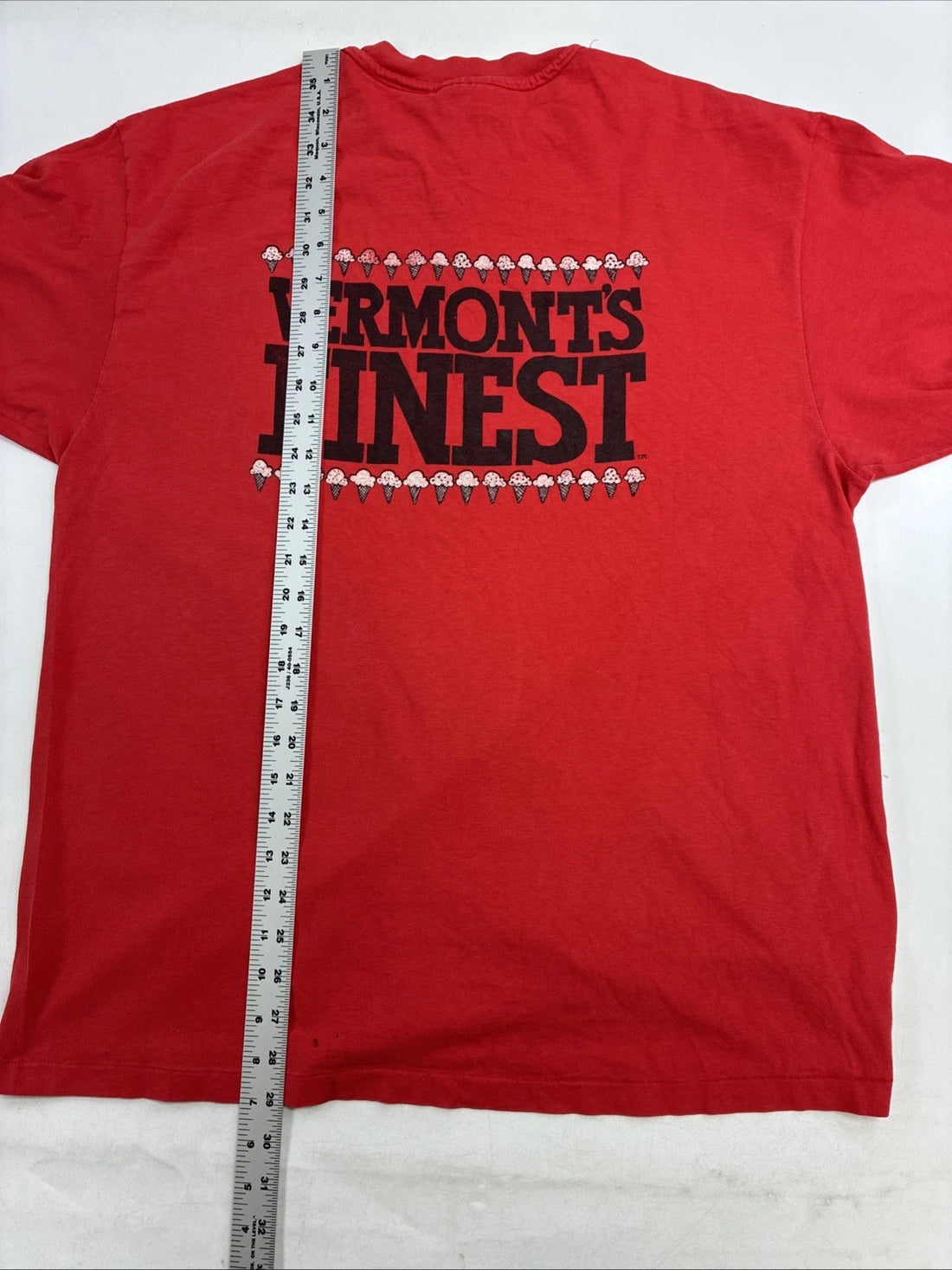 Vintage Ben & Jerry's Ice Cream Vermont's Finest T-Shirt Size XL Red 90s