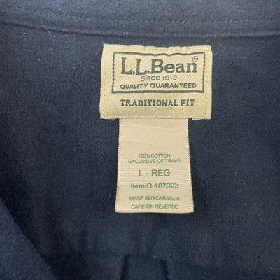 L.L. Bean Button Up Shirt Size XL Blue