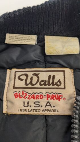 Vintage Walls Blizzard Pruf Quilted Puffer Jacket Size Medium Insulated