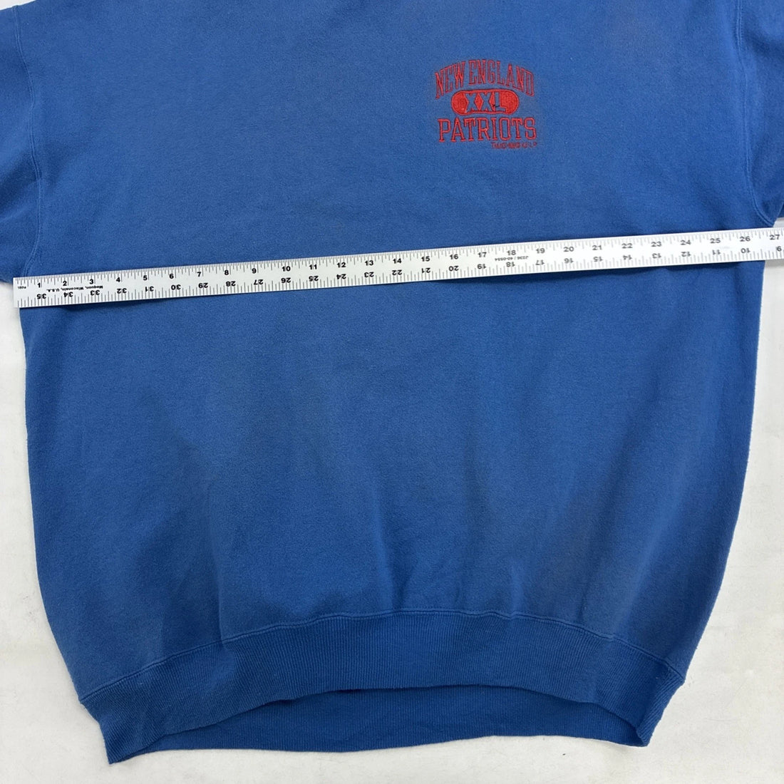 Vintage New England Patriots Champion Sweatshirt Crewneck Size 2XL 90s NFL