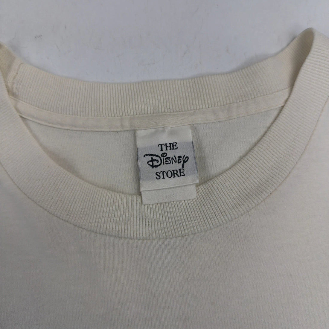Vintage Pocahontas Disney T-Shirt Size Large 90s