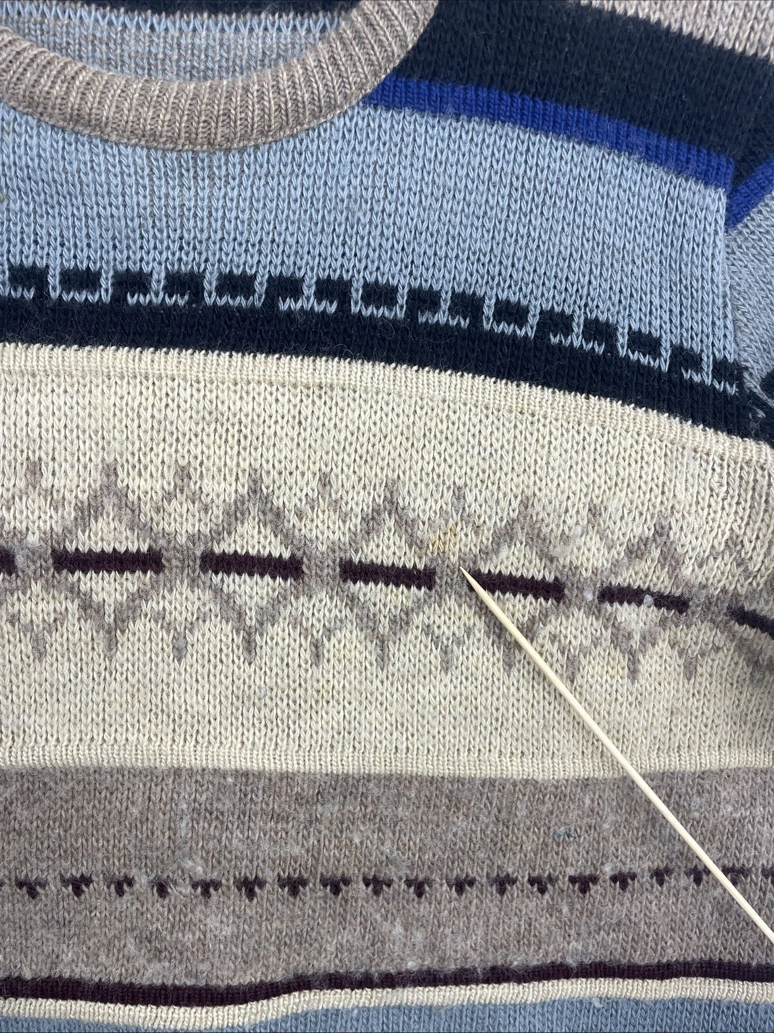 Vintage Tundra Canada Wool Knit Sweater Size Large