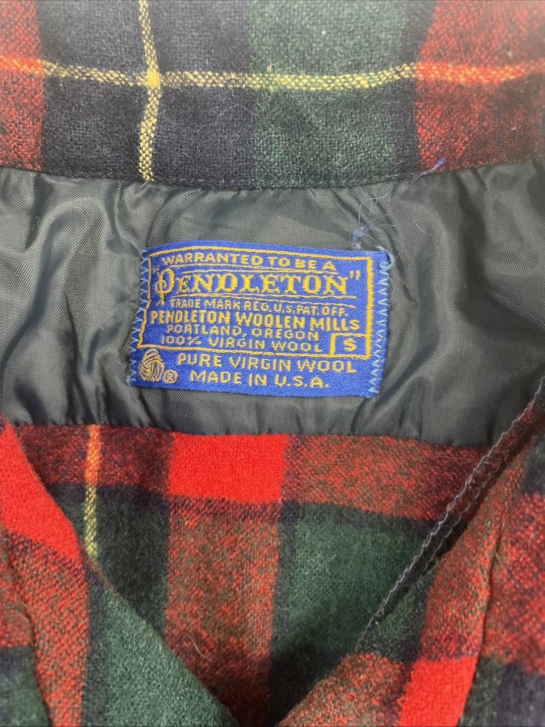 Vintage Pendleton Wool Board Button Up Shirt Size Small Plaid