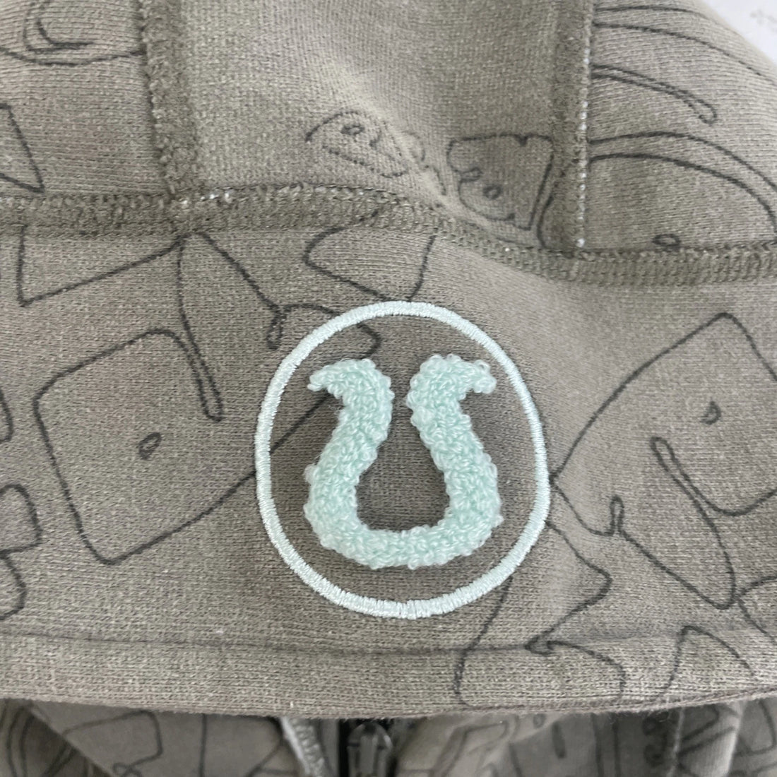 Lululemon Scuba Sweatshirt Hoodie Womens Size 2 Al Over Print