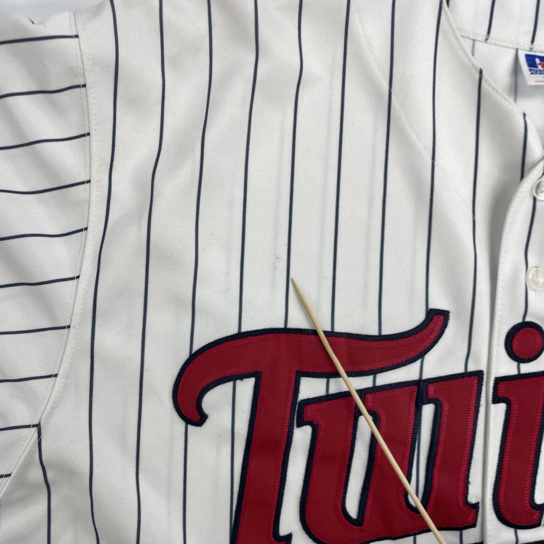 Vintage Minnesota Twins Russell Athletic Jersey Size XL White Pinstripe MLB