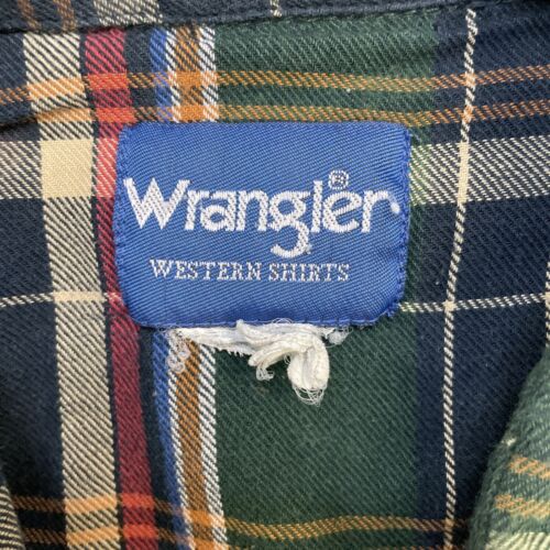 Vintage Wrangler Western Button Up Shirt Size Medium Green Tartan Plaid