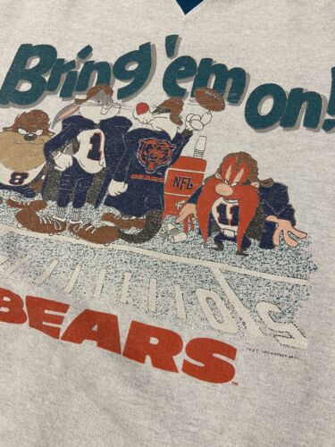 Chicago Bears NFL Sweatshirt - Large – The Vintage Store