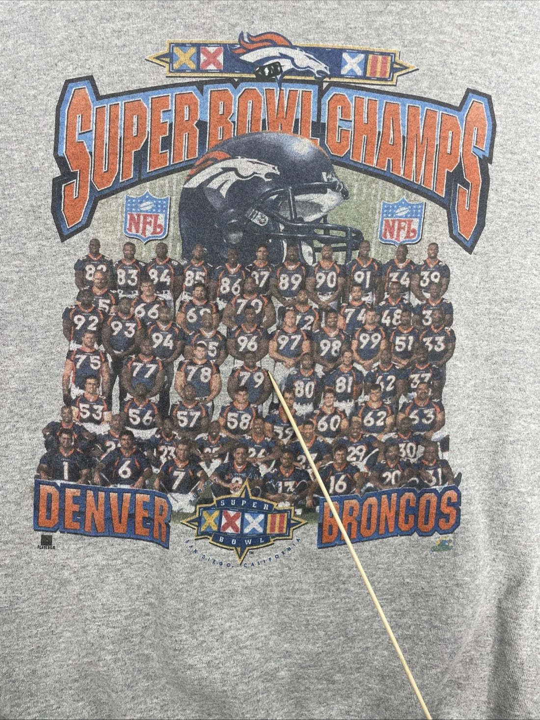 Vintage Denver Broncos Super Bowl XXXII Champs Starter Sweatshirt XL 90s NFL