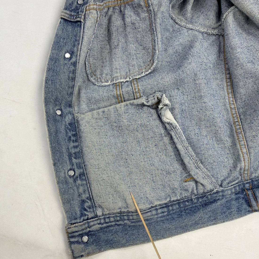 Vintage Lee Denim Trucker Jacket Size Large PATD-153438