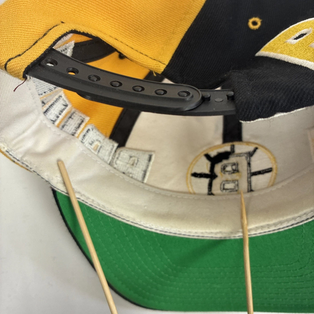 Boston Bruins Split Two Tone Wool Snapback Hat Cap OSFA NHL
