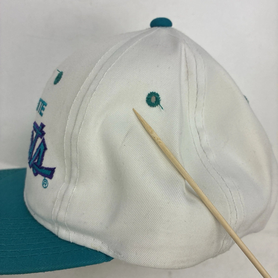 Vintage Charlotte Hornets Sports Specialties Twill Snapback Hat OSFA 90s NBA