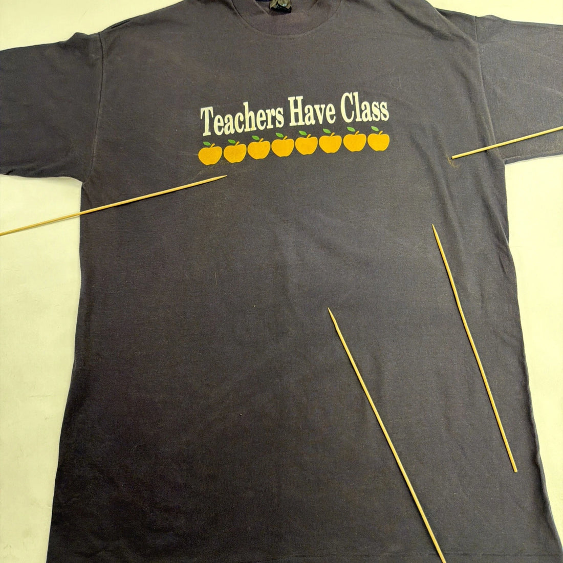 Vintage Teachers Have Class Apple T-Shirt Size XL 80s