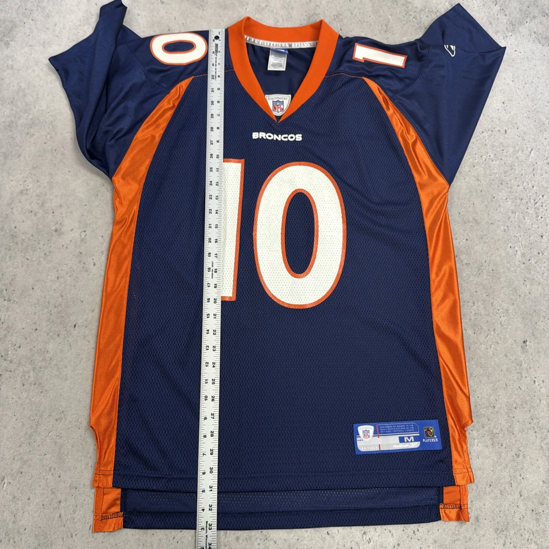 Vintage Denver Broncos Reebok Jersey Size Medium NFL