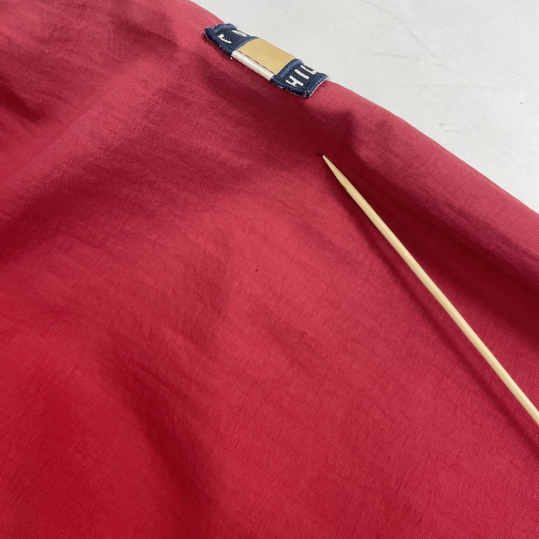 Vintage Tommy Hilfiger Windbreaker Light Jacket Size Large Red