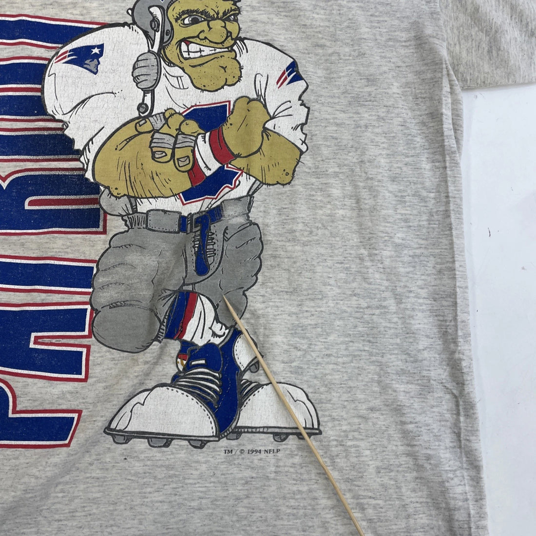 Vintage New England Patriots Nutmeg T-Shirt Size XL 90s NFL