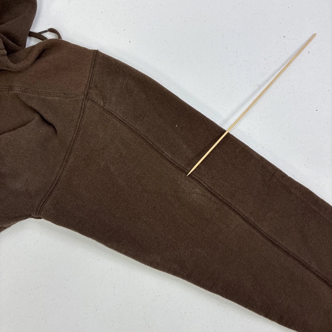 Vintage O'Neill Sweatshirt Hoodie Size Large Brown Y2K