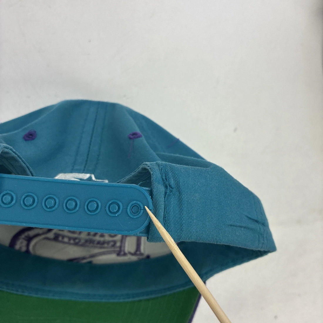 Vintage Charlotte Hornets Starter Snapback Hat OSFA NBA