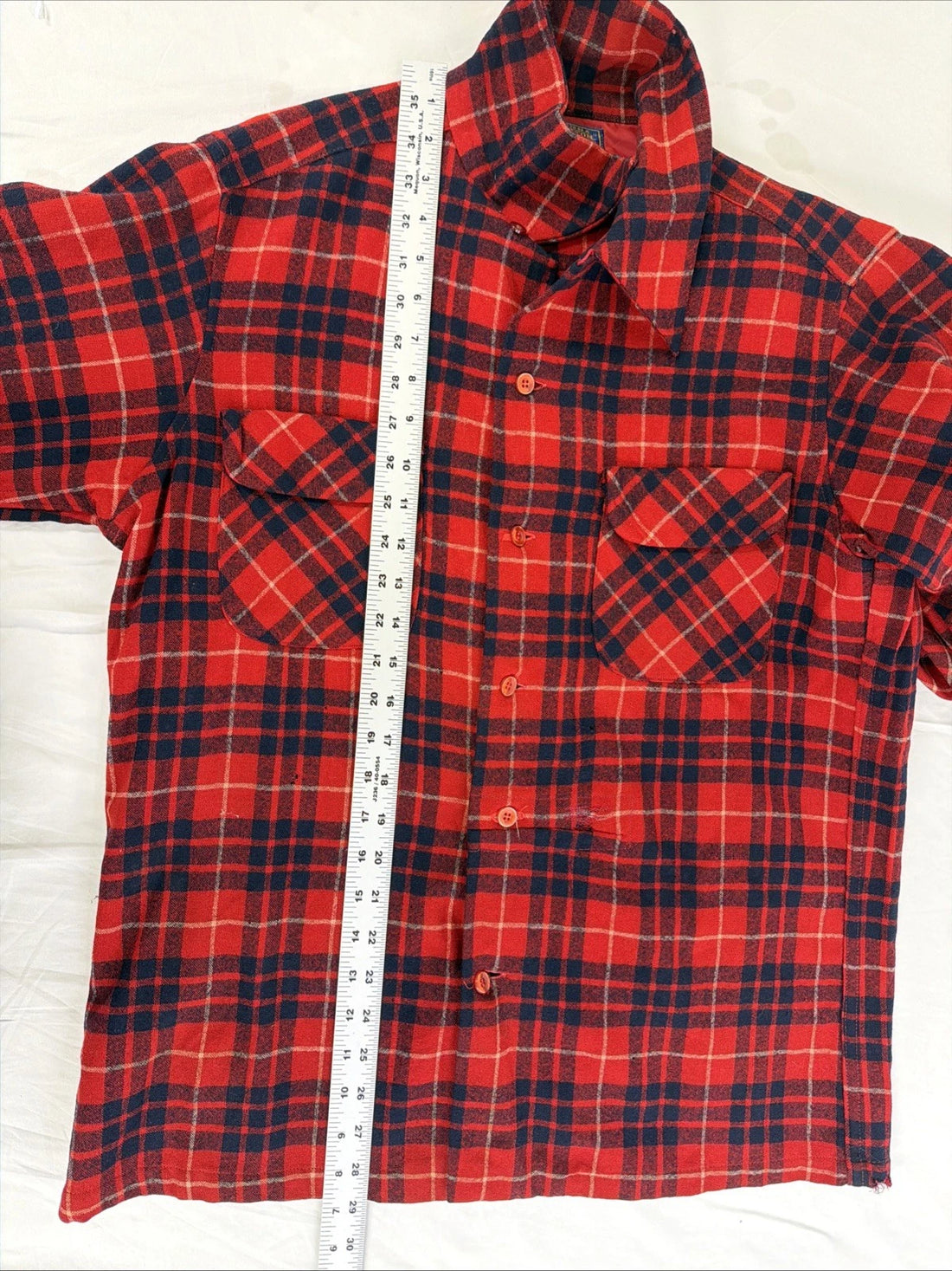 Vintage Pendleton Wool Board Button Up Shirt Size Medium Plaid