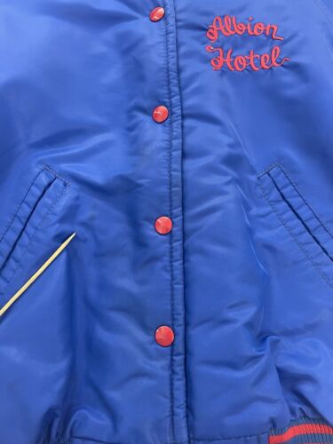 Vintage Albion Hotel Canadians Bomber Jacket Size 32 Blue