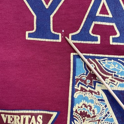 Vintage Yale University Crest T-Shirt Size Large