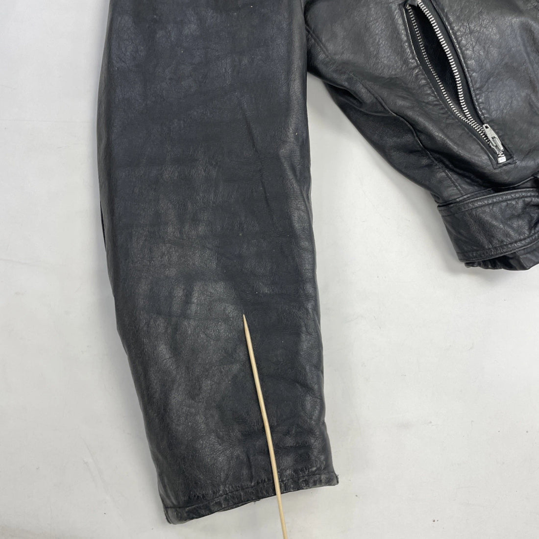 Intersect Live The Adventure Leather Classic Motorcycle Jacket Size 40 Black