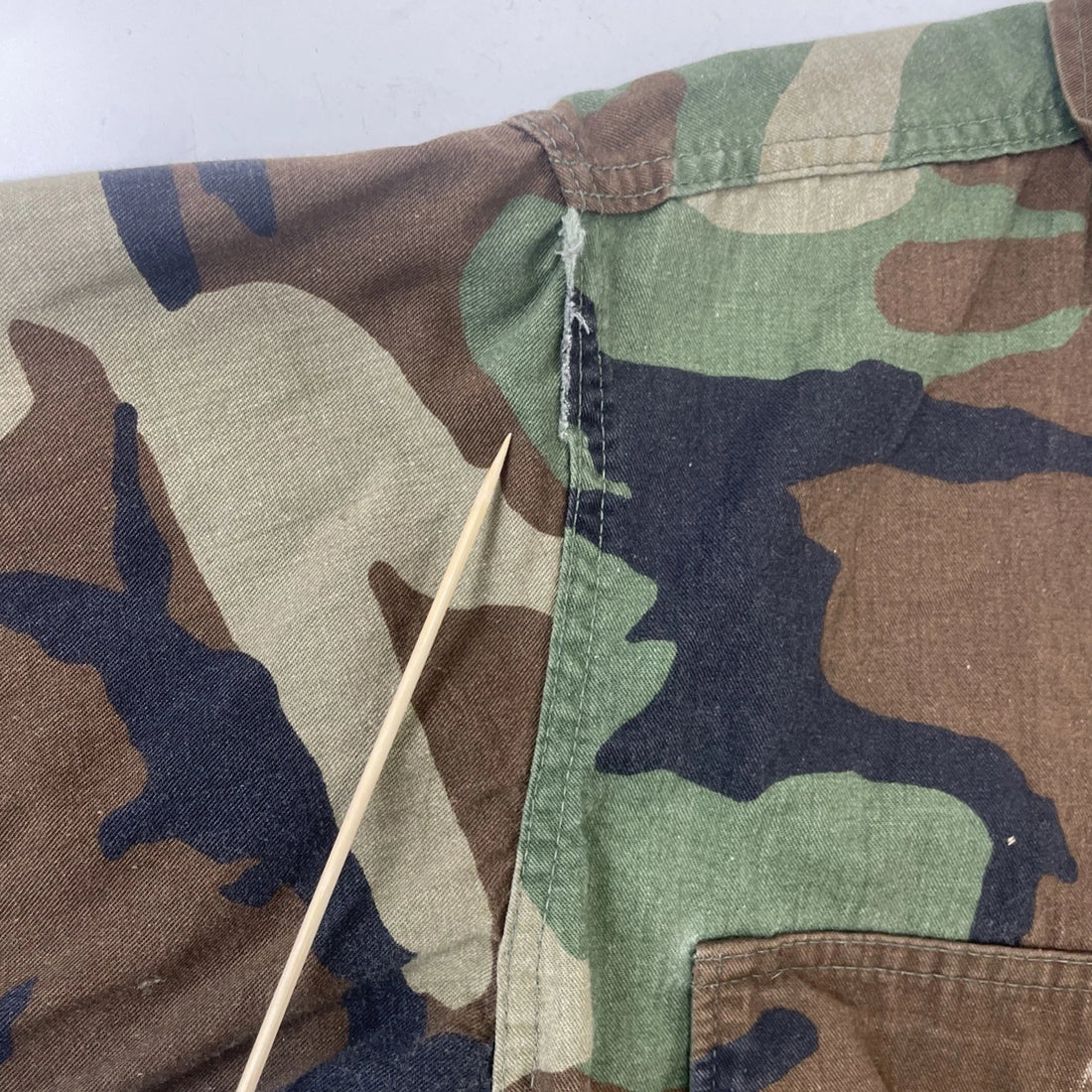 Army Military Camo Light Field Chore Jacket Size Medium