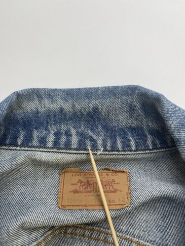 Vintage Levi's Denim Trucker Jacket Size 42 Blue