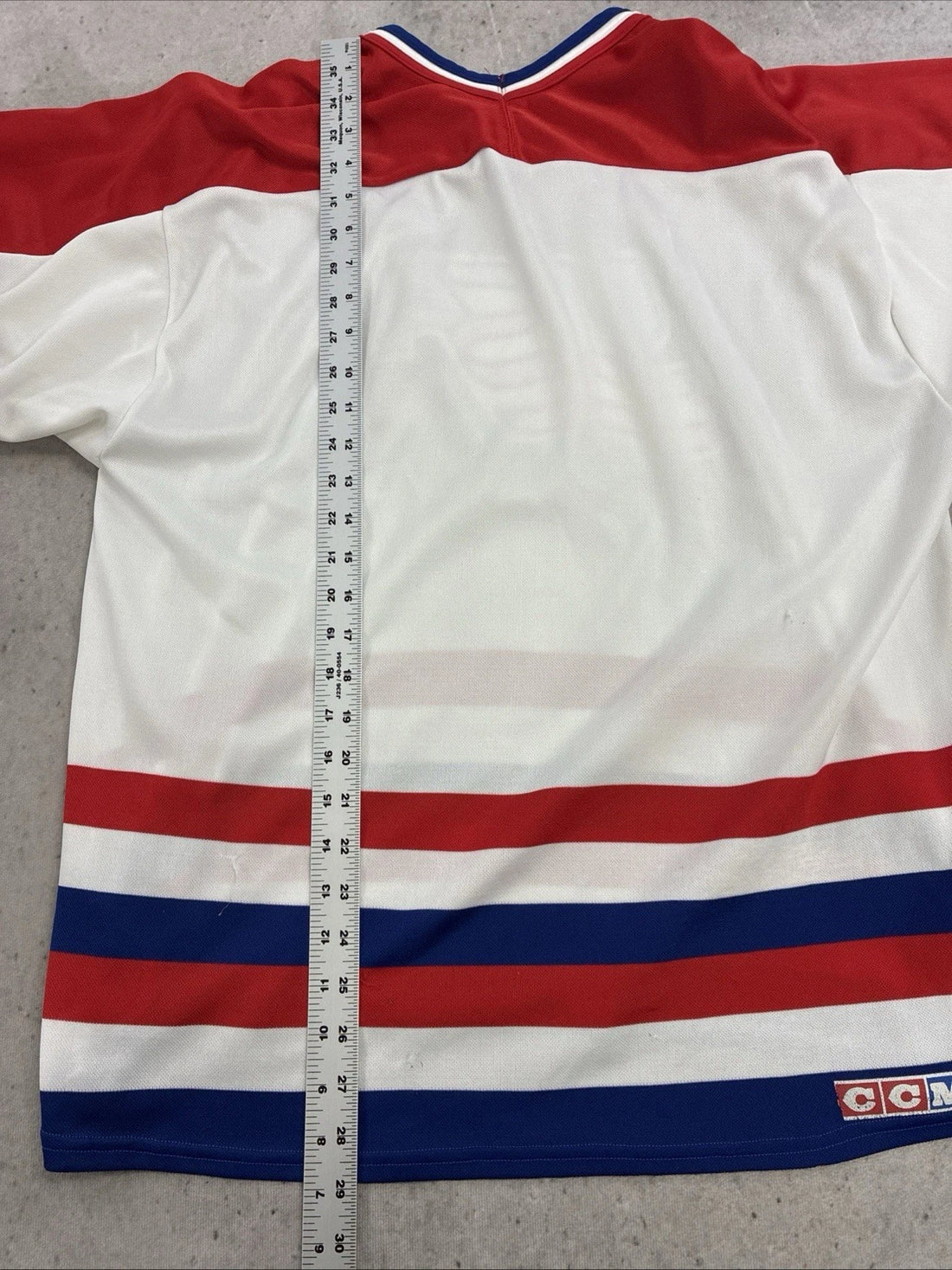 Vintage Team USA CCM Hockey Jersey Size Large IIHF